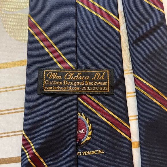 New Condition WM Chelsea New York Necktie Tie Mens NEW ENGLAND FINANCIAL - Picture 5 of 6